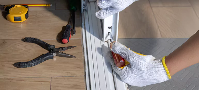 Sliding Glass Door Repair in Oviedo