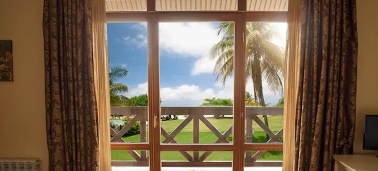 Residential Garden Window Enclosure Repair in Oviedo, FL