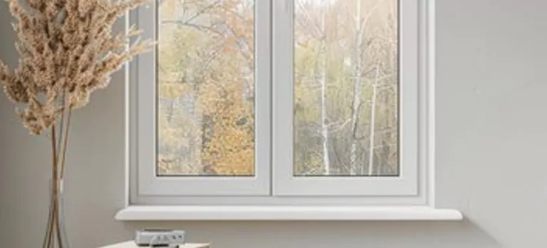 Vinyl Window Stool in Oviedo, FL